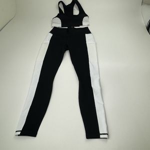 Fabletics Powerhold On-the-Go Pocket Leggings Sports Bra Set Size Small Black